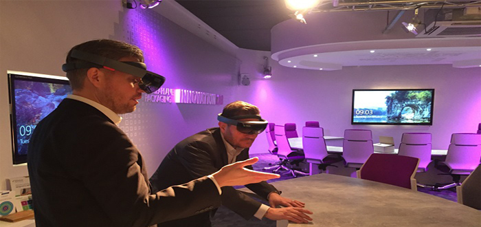 Macfarlane Packaging creates “Mixed Reality” Packaging Experience at Innovation Lab.