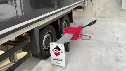 RITE-HITE EXPANDS VEHICLE RESTRAINT PORTFOLIO WITH NEW USER-FRIENDLY MANUAL ERGONOMIC WHEEL-LOK 