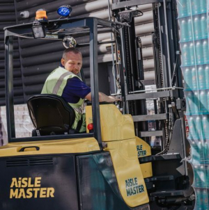Prism eLogistics ‘Toasts the future’ with HMRC Duty Suspense Authorisation